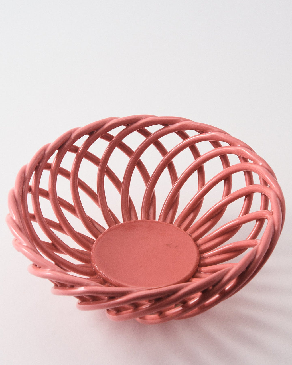 1960s Italian Ceramic Rose Pink Woven Bowl
